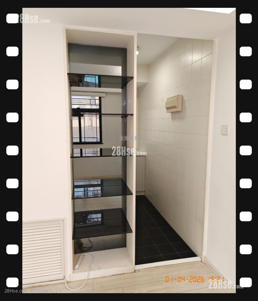 Hillwood Mansion Sell 2 Bedrooms , 1 Bathroom 420 ft²