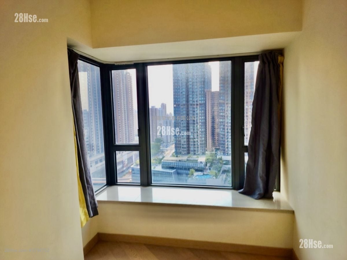 Grand Yoho Sell 3 Bedrooms , 1 Bathroom 592 ft²