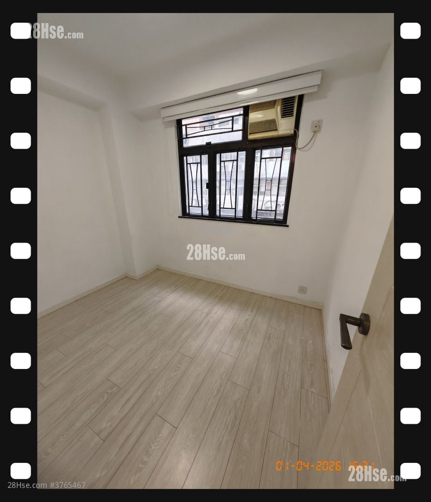 Hillwood Mansion Sell 2 Bedrooms , 1 Bathroom 420 ft²