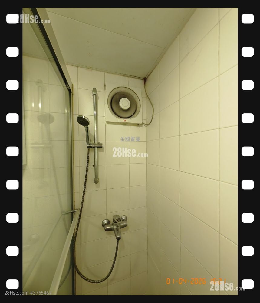 Hillwood Mansion Sell 2 Bedrooms , 1 Bathroom 420 ft²