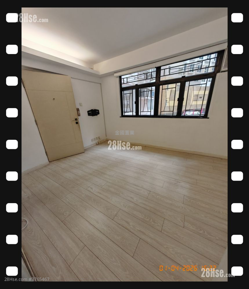 Hillwood Mansion Sell 2 Bedrooms , 1 Bathroom 420 ft²