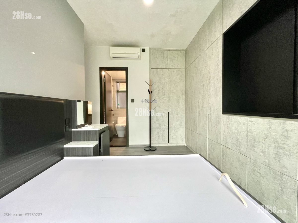 Mont Vert Sell 3 Bedrooms , 2 Bathrooms 845 ft²