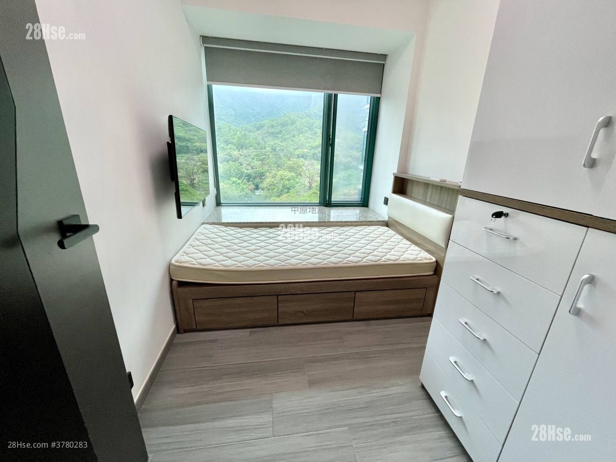 Mont Vert Sell 3 Bedrooms , 2 Bathrooms 845 ft²