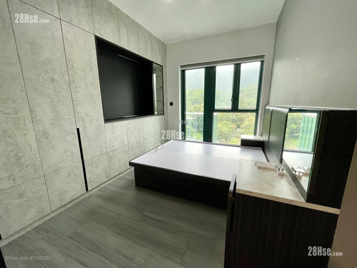 Mont Vert Sell 3 Bedrooms , 2 Bathrooms 845 ft²