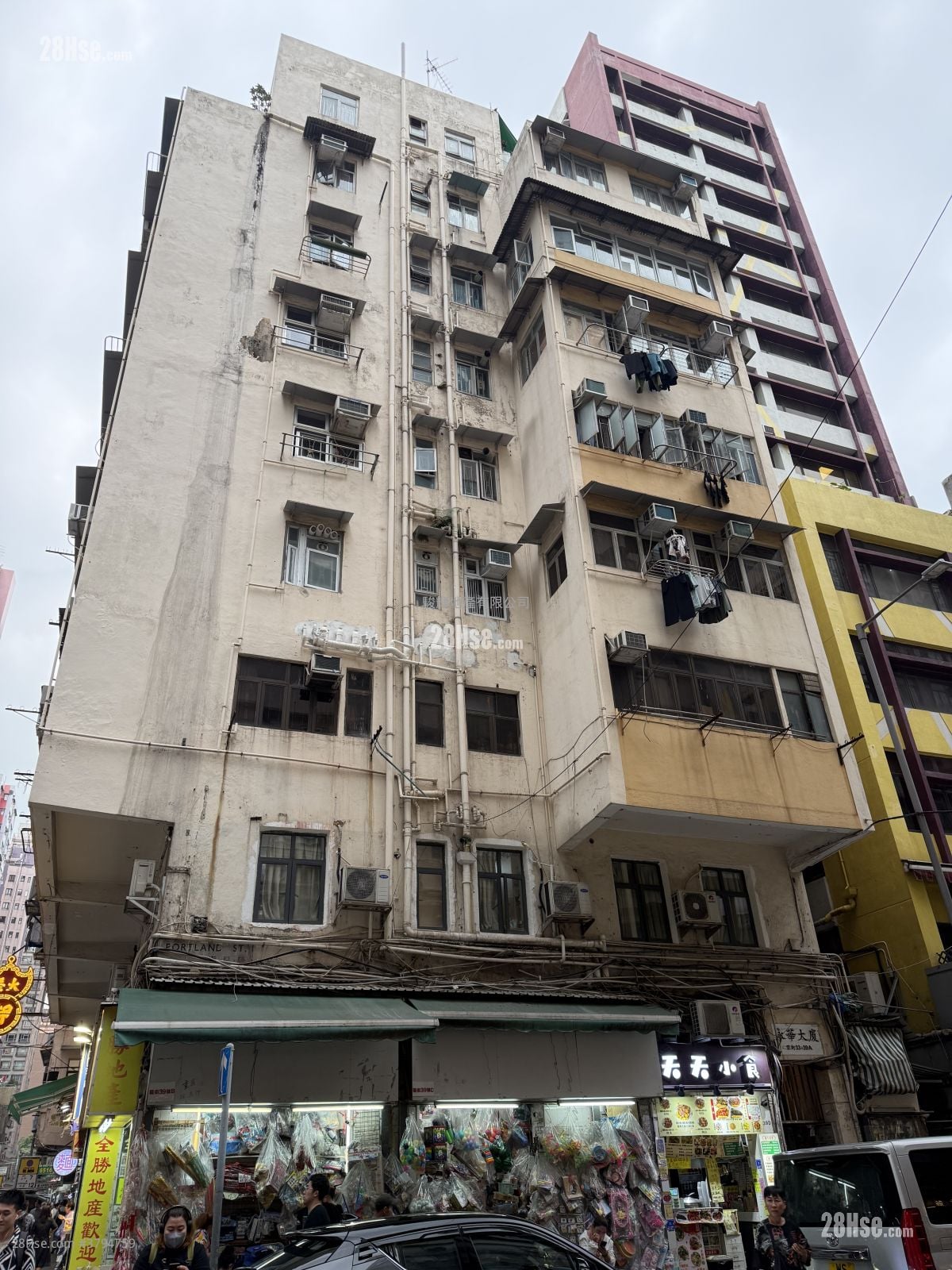 Wing Wah Building Sell 2 Bedrooms , 1 Bathroom 357 ft²