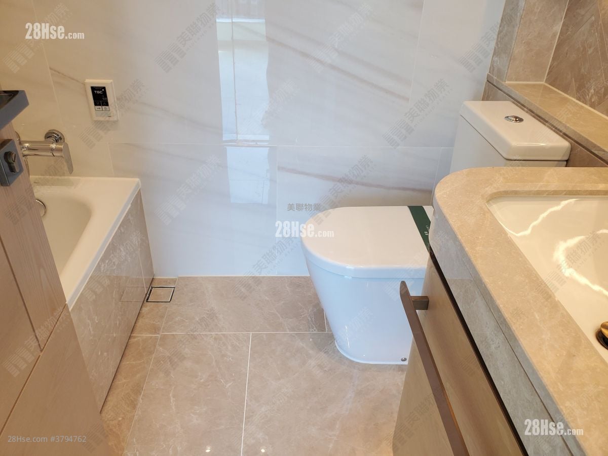 Grand Central Sell 3 Bedrooms , 2 Bathrooms 832 ft²