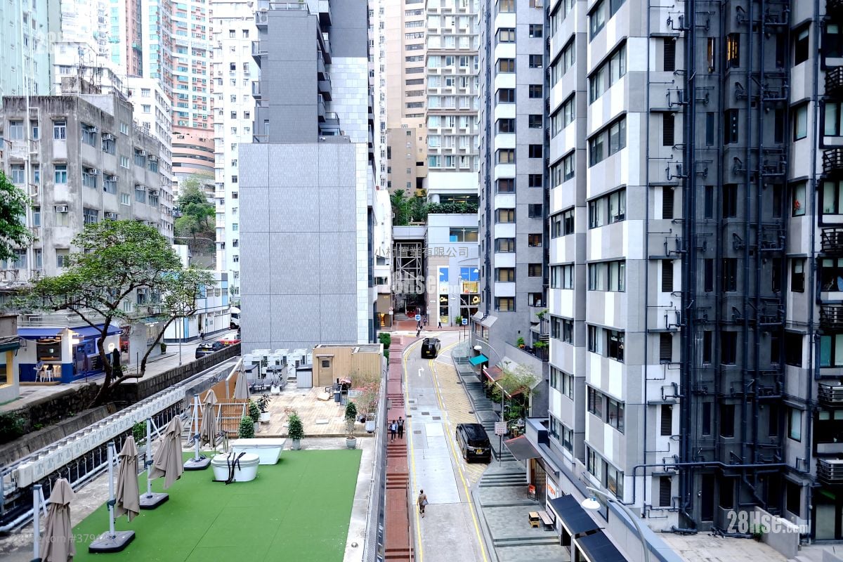 天台: 永丰街1号 租盘 1 房 , 1 浴室 480 平方尺