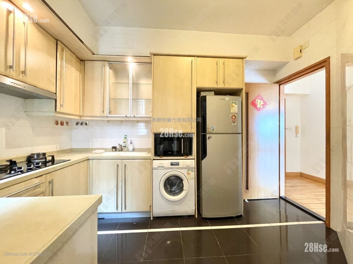 宝翠园 售盘 3 房 1,111 平方尺