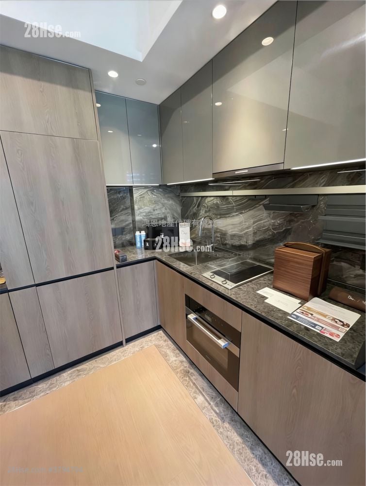 厨房: 瑜一 租盘 1 房 , 1 浴室 338 平方尺