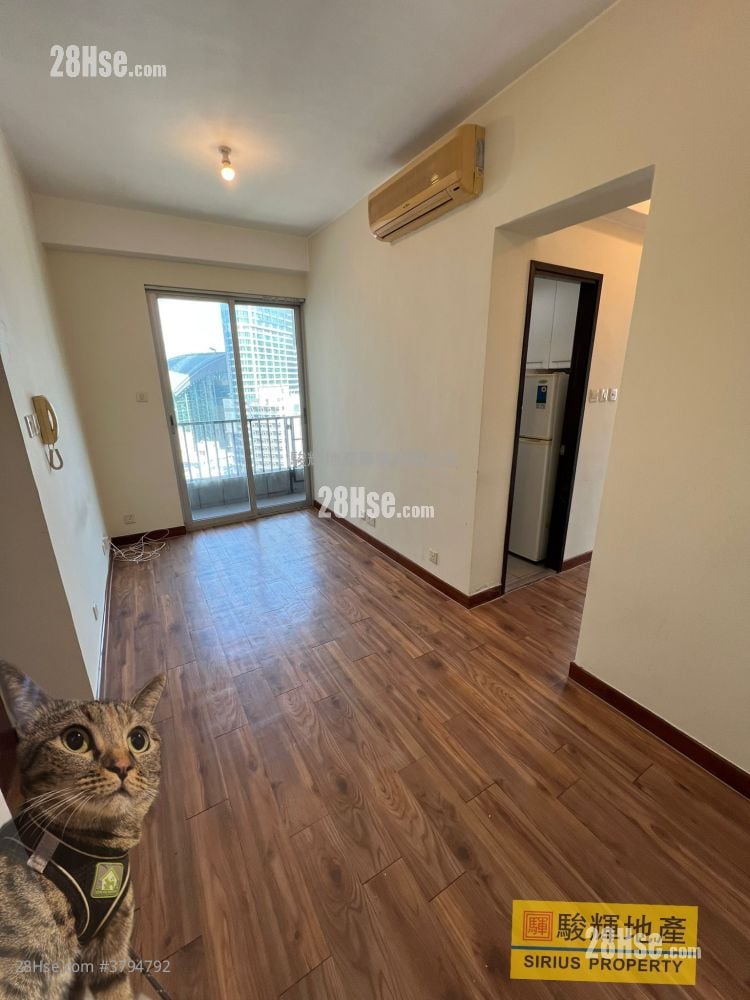 Flourish Mansion Rental 2 Bedrooms , 1 Bathroom 427 ft²