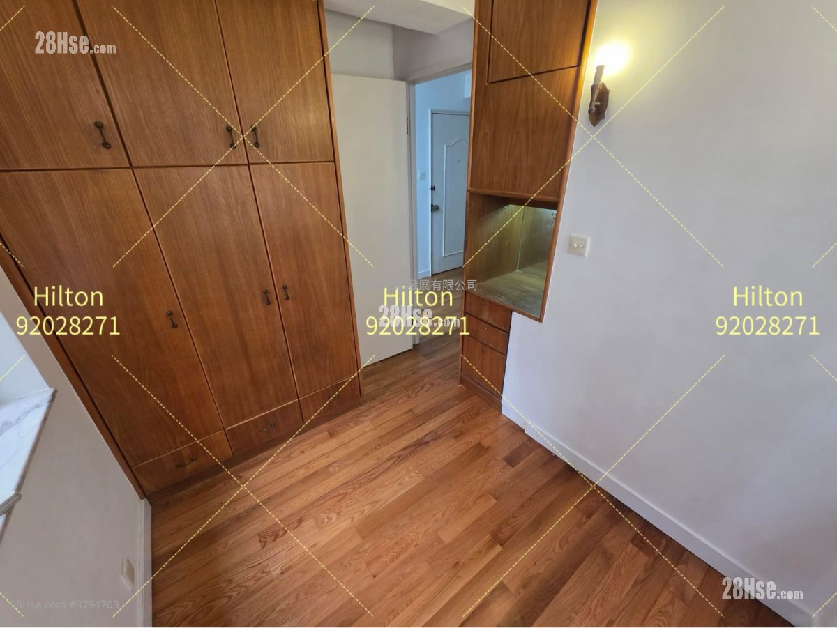 Wai Ching Court Sell 1 Bedroom , 1 Bathroom 270 ft²