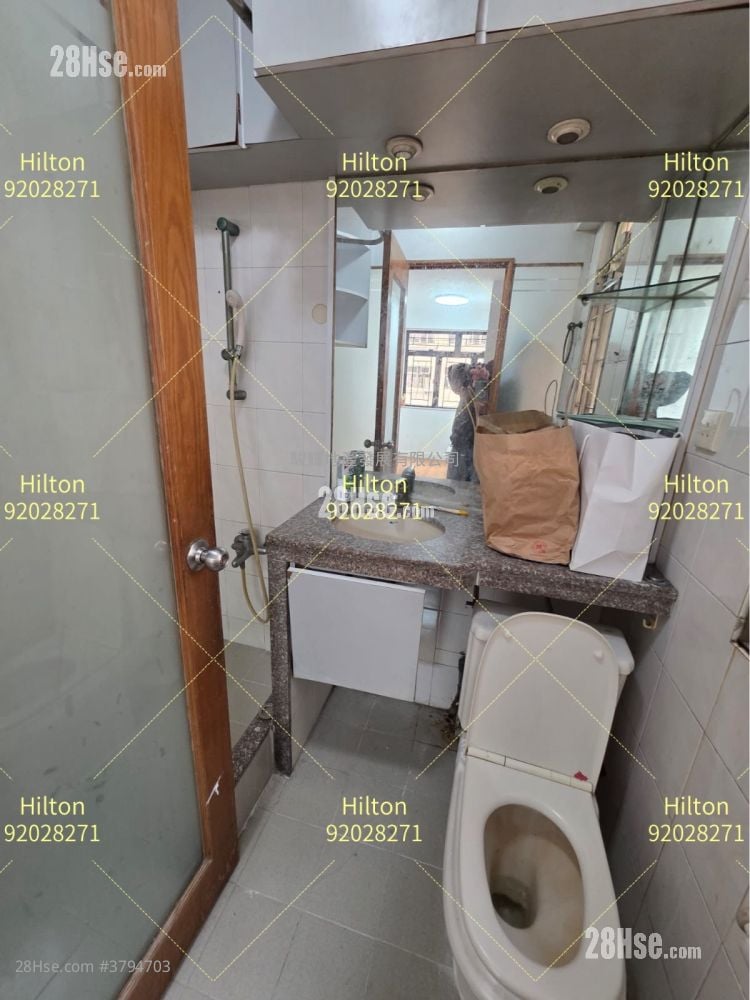 Wai Ching Court Sell 1 Bedroom , 1 Bathroom 270 ft²