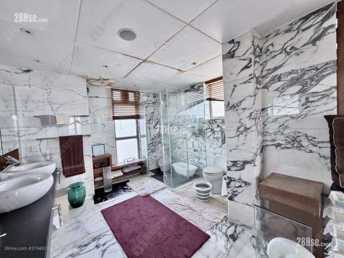 Parc Palais Sell 1 Bedroom 3,079 ft²