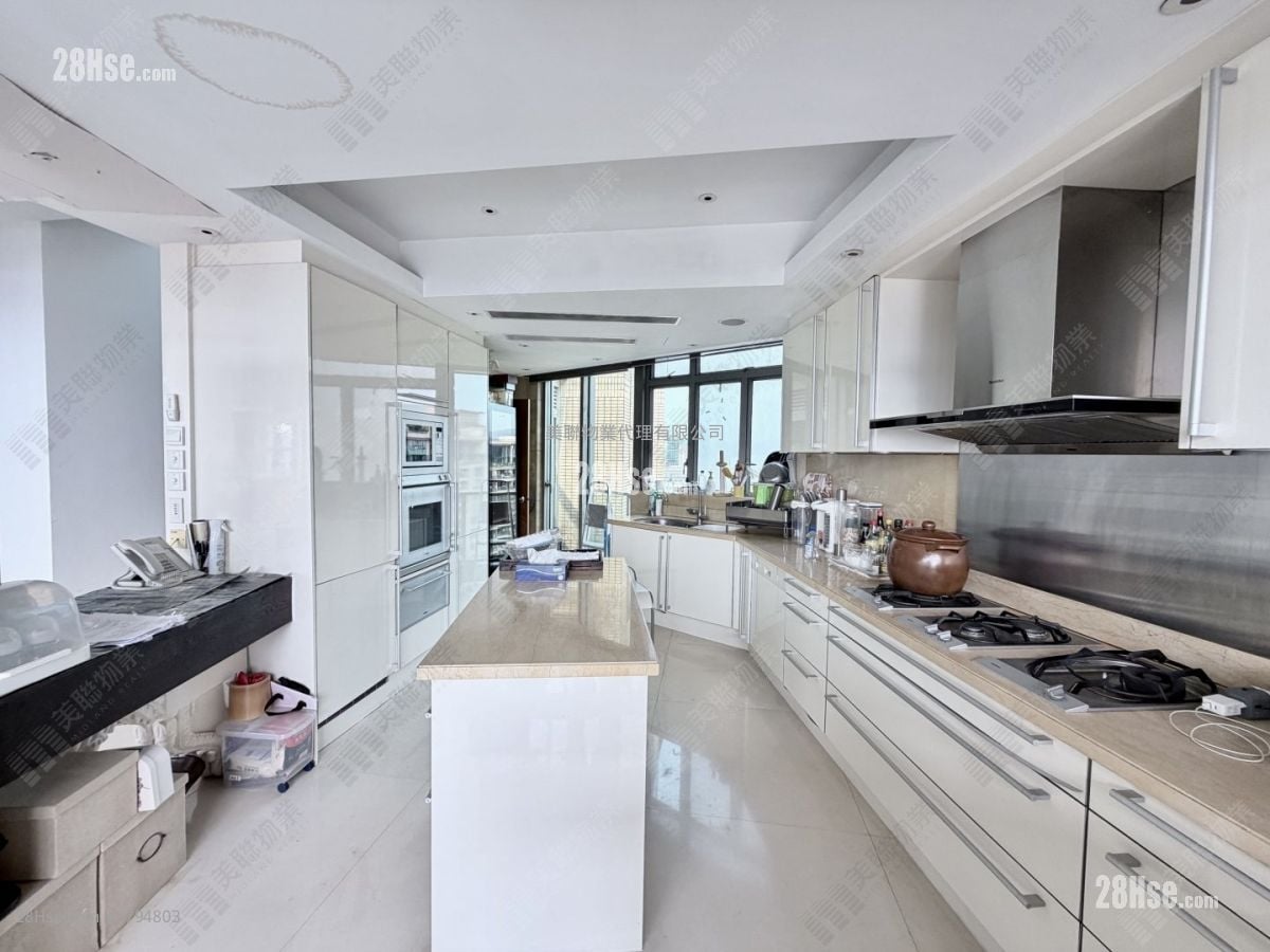 Parc Palais Sell 1 Bedroom 3,079 ft²