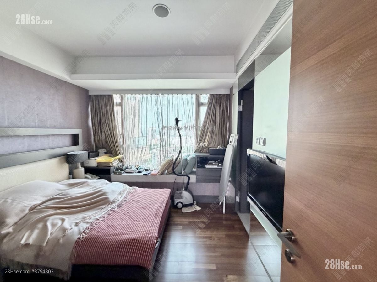 Parc Palais Sell 1 Bedroom 3,079 ft²