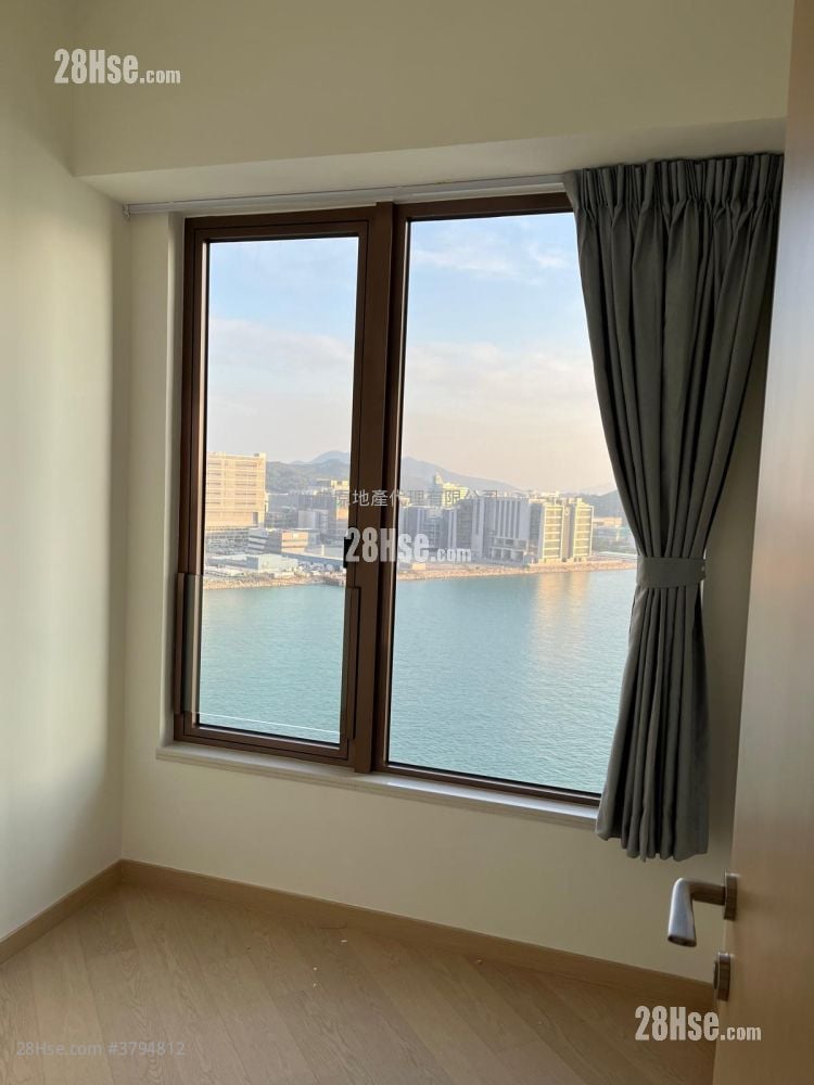 Lp10 Sell 3 Bedrooms 880 ft²