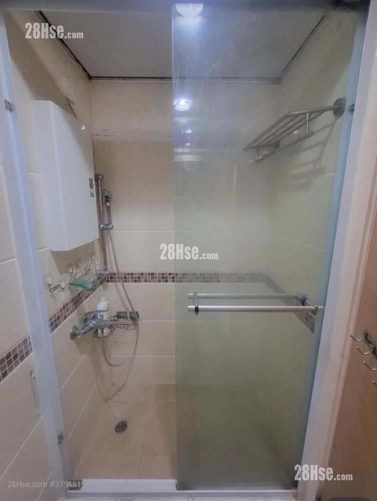 Metro Harbour View Rental 2 Bedrooms , 1 Bathroom 380 ft²