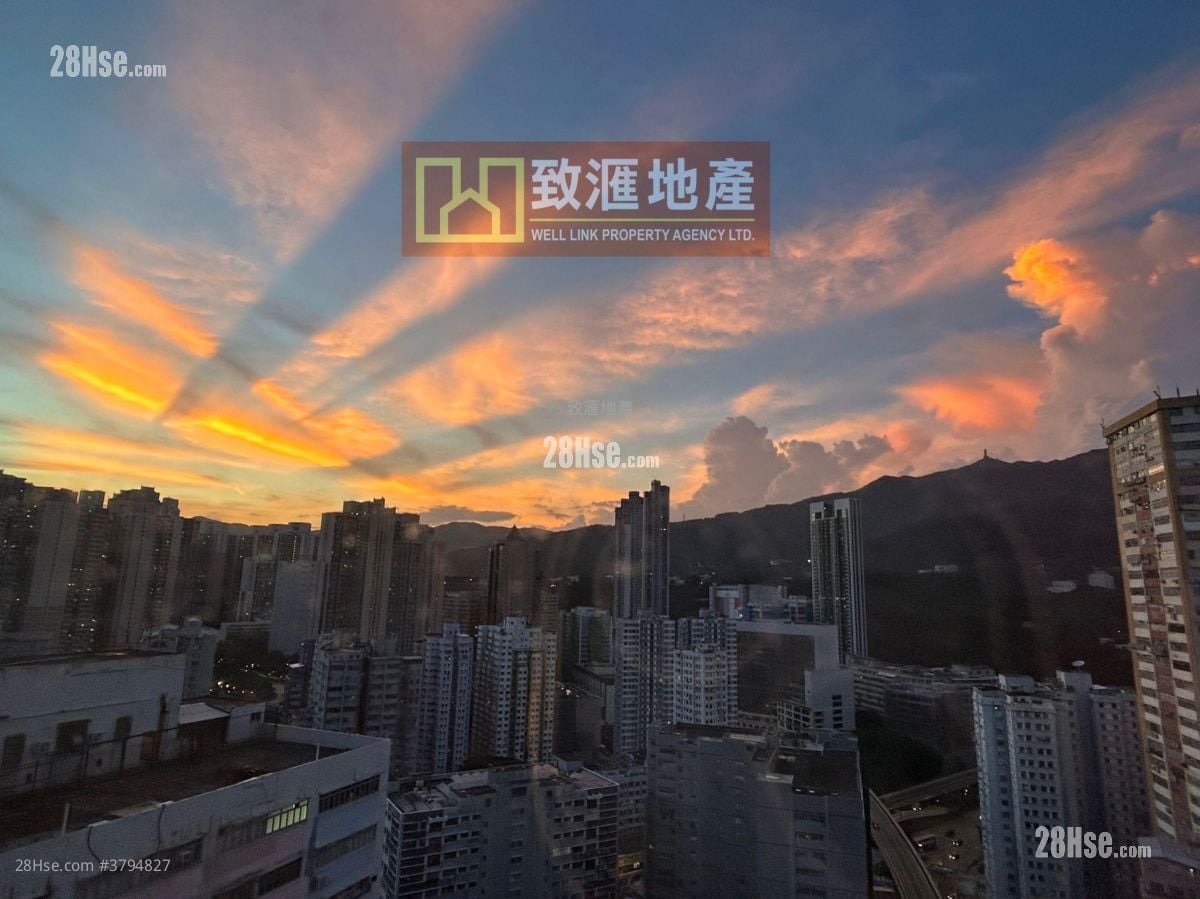 Kwai Sing Centre Sell 3 Bedrooms 518 ft²