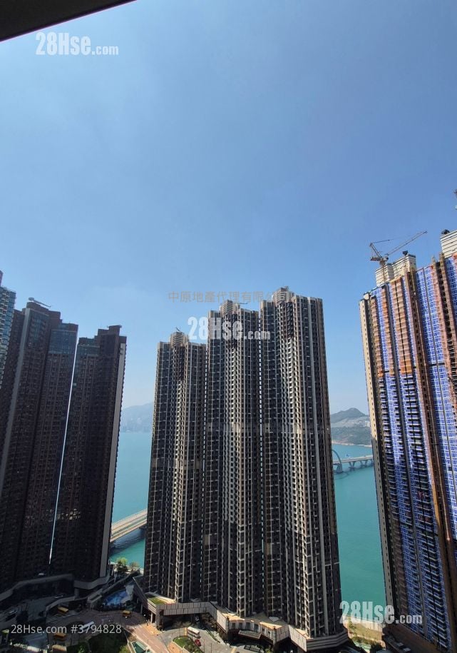 Park Seasons 售盘 1 房 327 平方尺