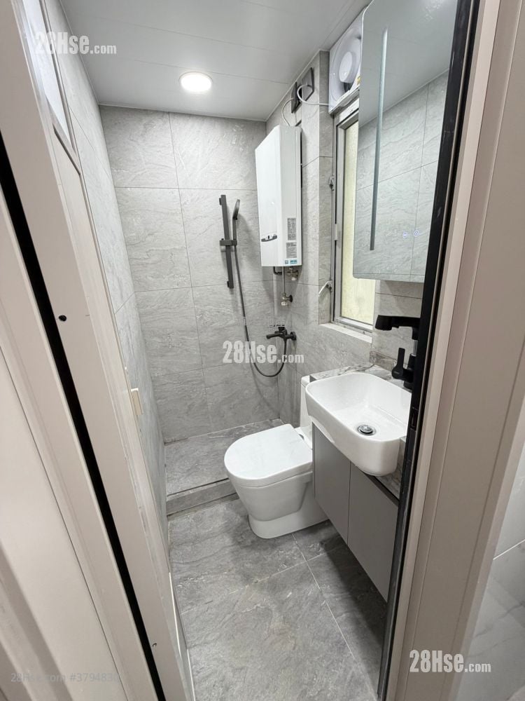 河畔花园 售盘 2 房 , 1 浴室 269 平方尺