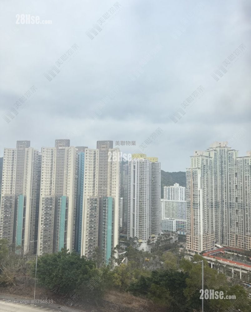 Hong Sing Garden Sell 2 Bedrooms , 1 Bathroom