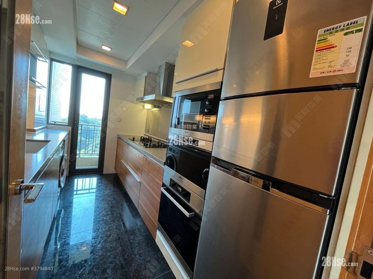 峻弦 租盘 3 房 , 2 浴室 1,342 平方尺