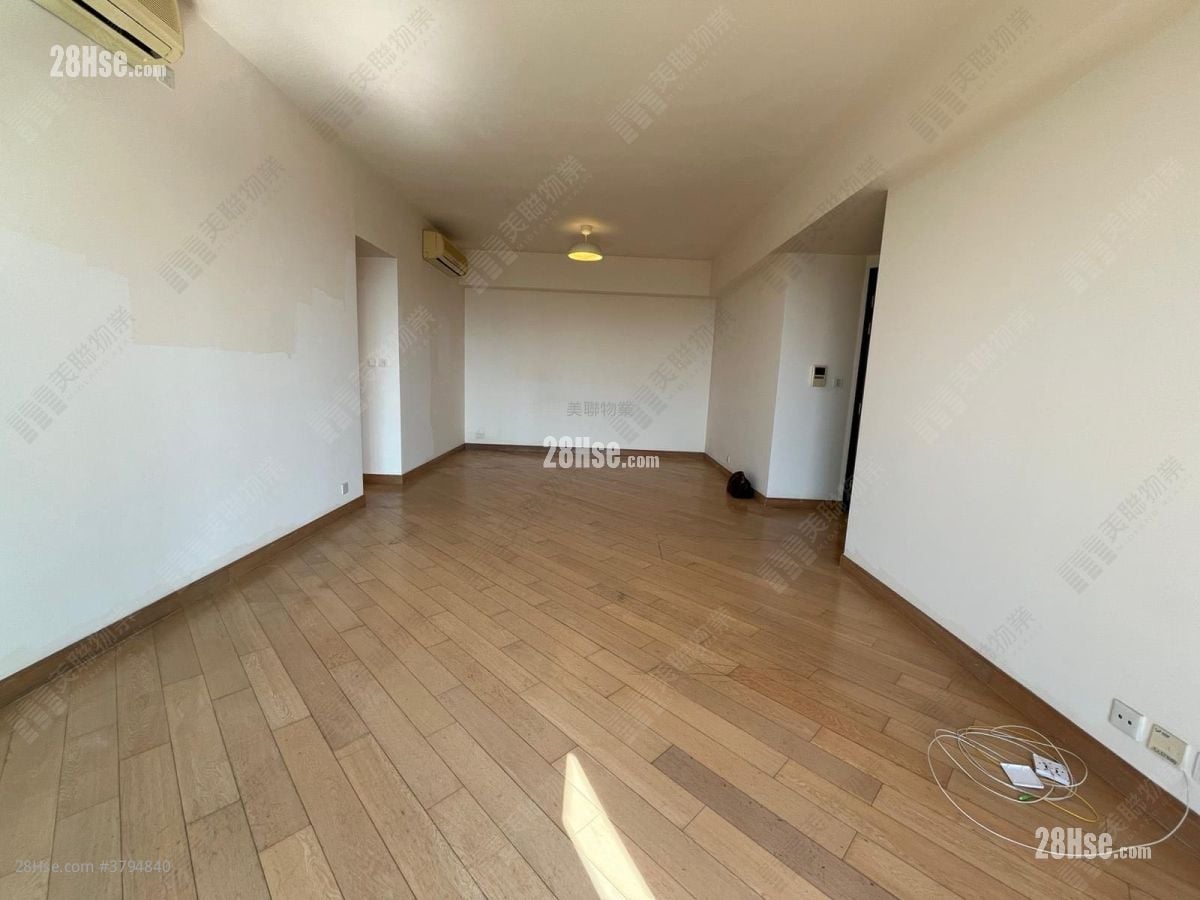 峻弦 租盘 3 房 , 2 浴室 1,342 平方尺