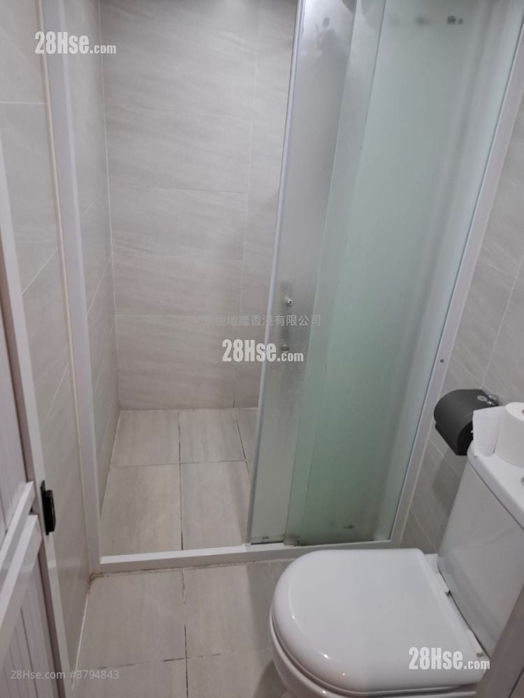 单幢楼房 租盘 1 房 , 1 浴室 180 平方尺