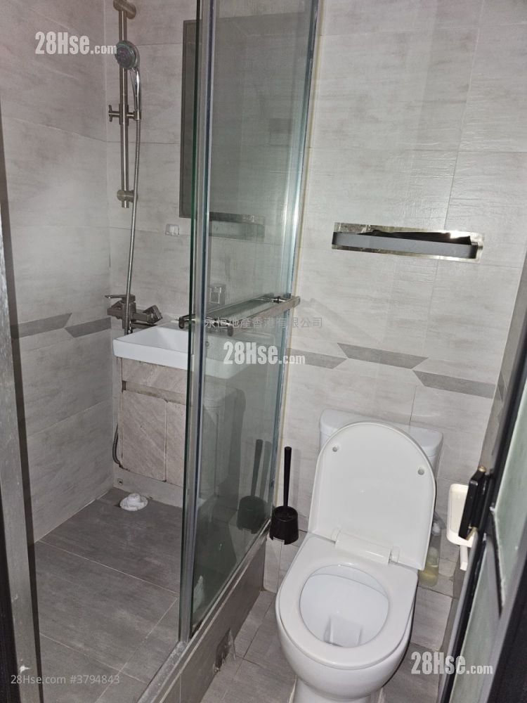 单幢楼房 租盘 1 房 , 1 浴室 180 平方尺