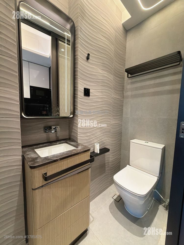 One Artlane Rental 1 Bathroom 224 ft²