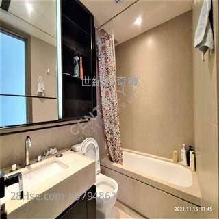 傲泷 售盘 3 房 , 2 浴室 968 平方尺