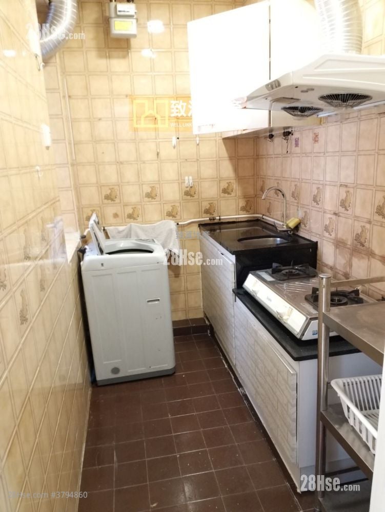 Po Sing Centre Sell 2 Bedrooms 329 ft²