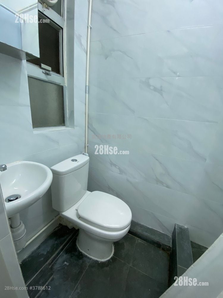 美汉大厦 租盘 2 房 351 平方尺