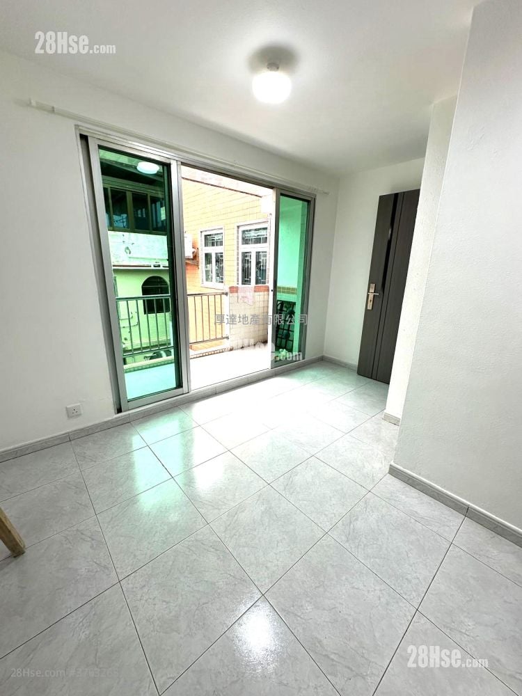 村屋 租盘 1 房 , 1 浴室 350 平方尺