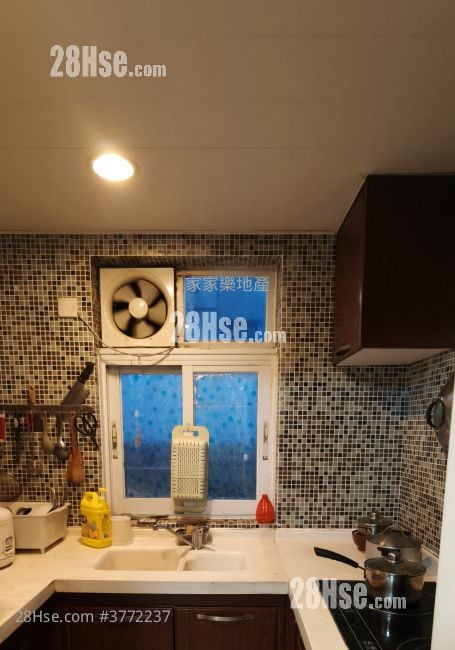 Village Sell 3 Bedrooms , 1 Bathroom