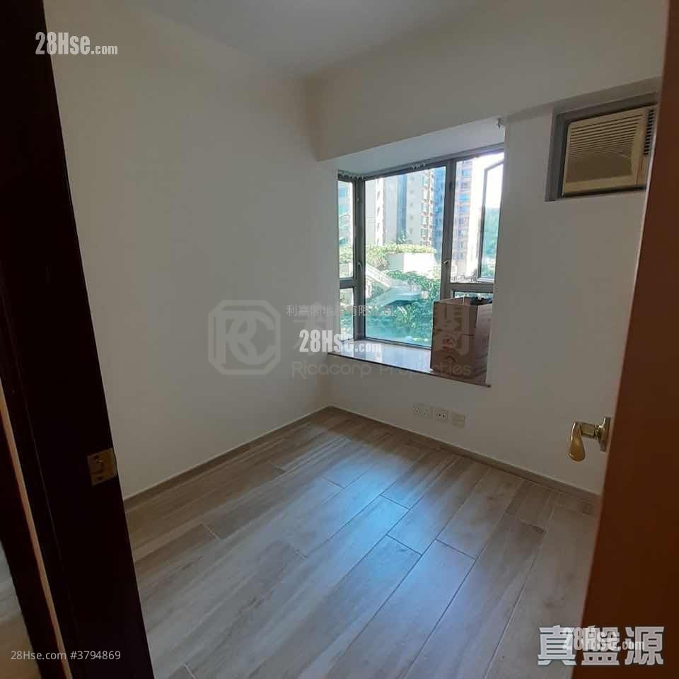 The Parcville Sell 2 Bedrooms , 1 Bathroom 460 ft²