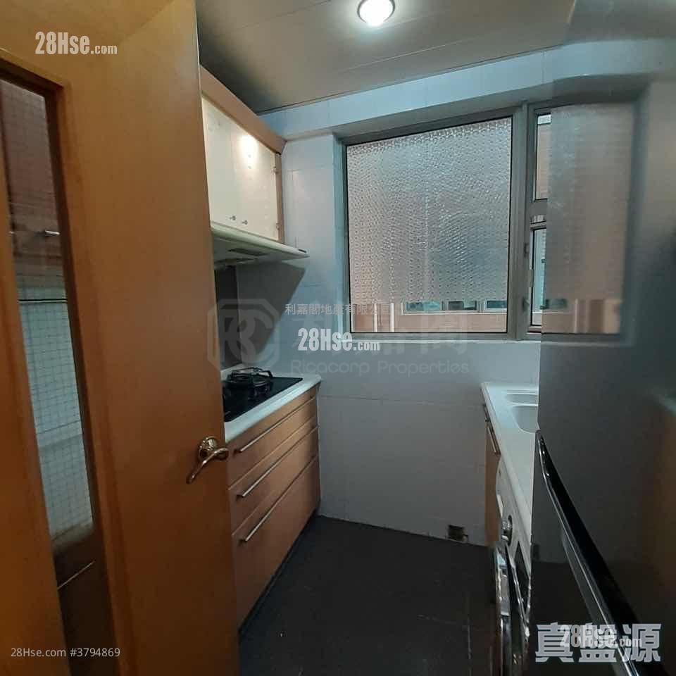 The Parcville Sell 2 Bedrooms , 1 Bathroom 460 ft²