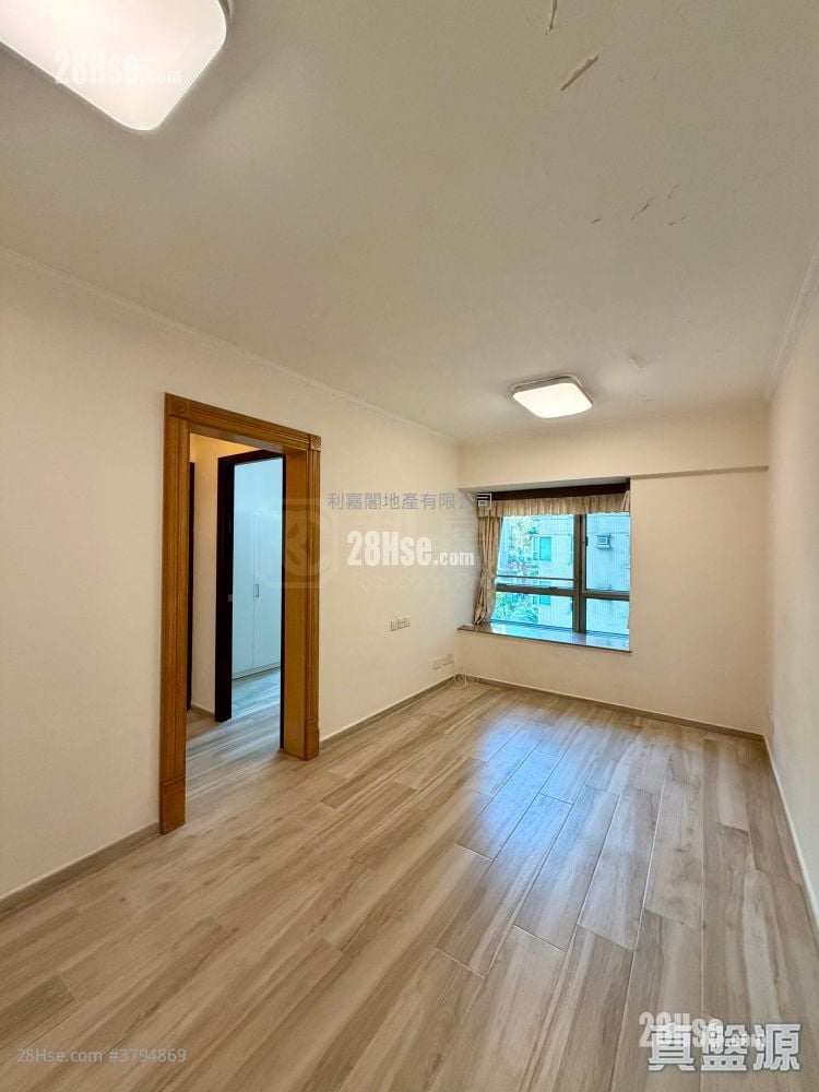 The Parcville Sell 2 Bedrooms , 1 Bathroom 460 ft²