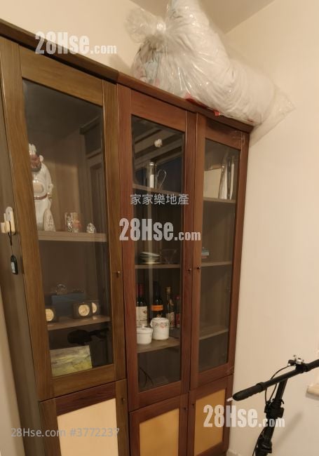 Village Sell 3 Bedrooms , 1 Bathroom