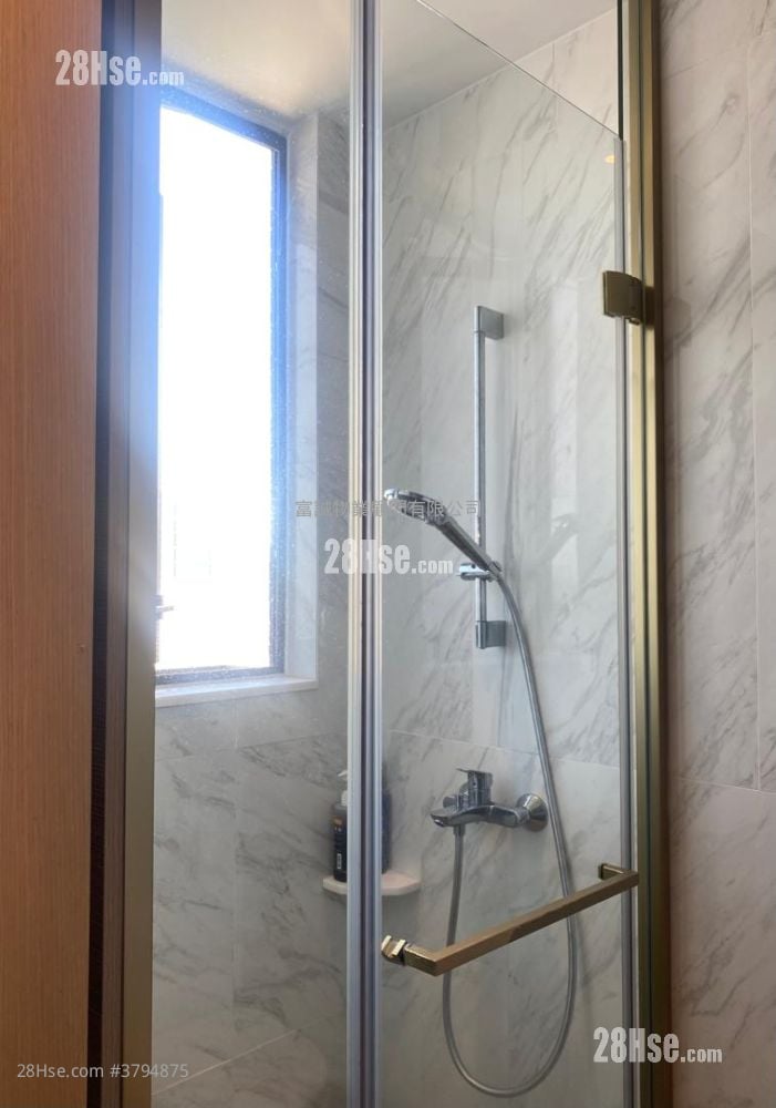 La Salle Residence Sell 2 Bedrooms , 1 Bathroom 402 ft²