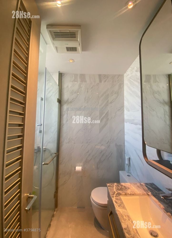 La Salle Residence Sell 2 Bedrooms , 1 Bathroom 402 ft²