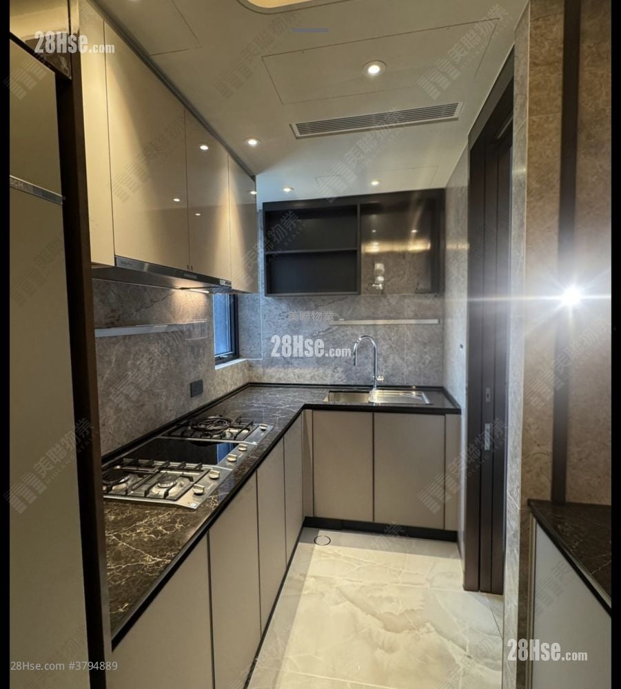 天玺海 租盘 4 房 , 3 浴室 1,089 平方尺