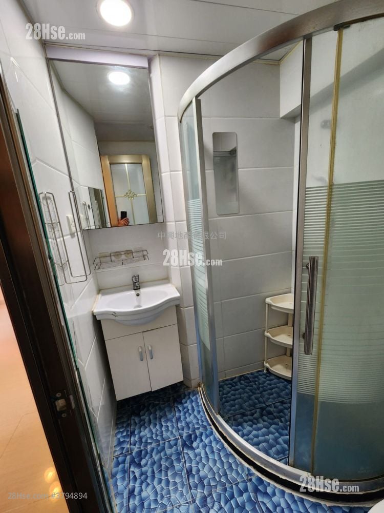 Ka Wing Building Sell 2 Bedrooms , 1 Bathroom 304 ft²