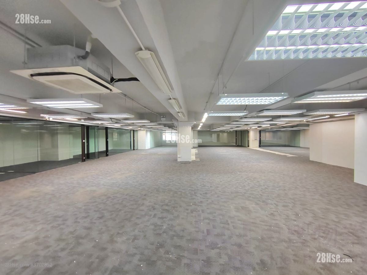 龍翔工業大廈 租盤 5+ 房 7,500 平方呎