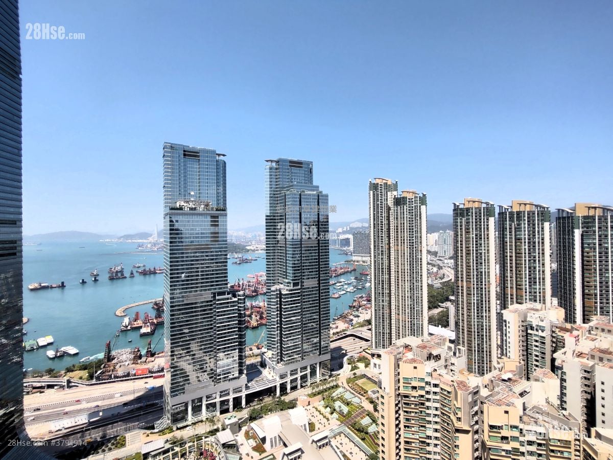 The Arch Rental 2 Bedrooms , 2 Bathrooms 970 ft²