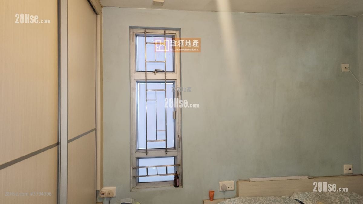 Ching Chun Court Sell 1 Bedroom 438 ft²
