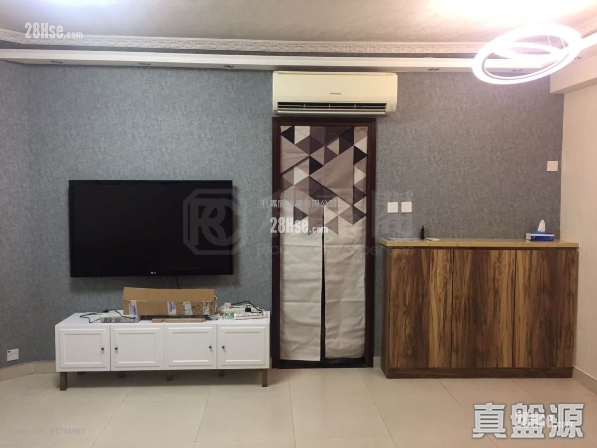 Grand Del Sol Sell 3 Bedrooms , 2 Bathrooms 739 ft²