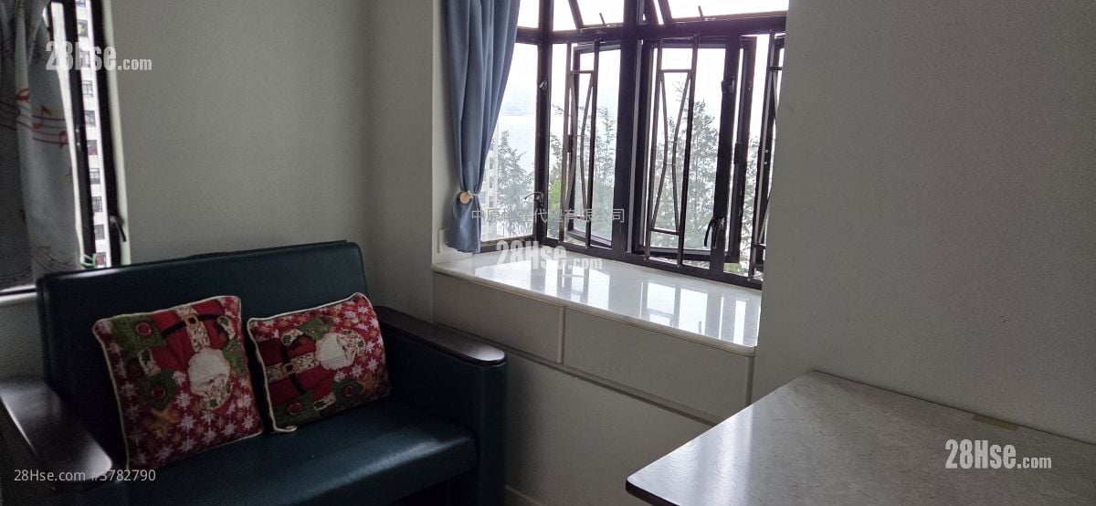 Heng Fa Chuen Sell 2 Bedrooms 499 ft²