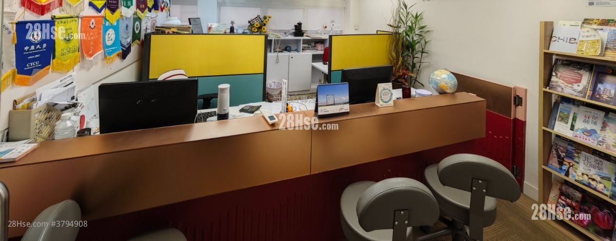 Golden Dragon Commercial Building Rental 2 Bedrooms , 2 Toilets