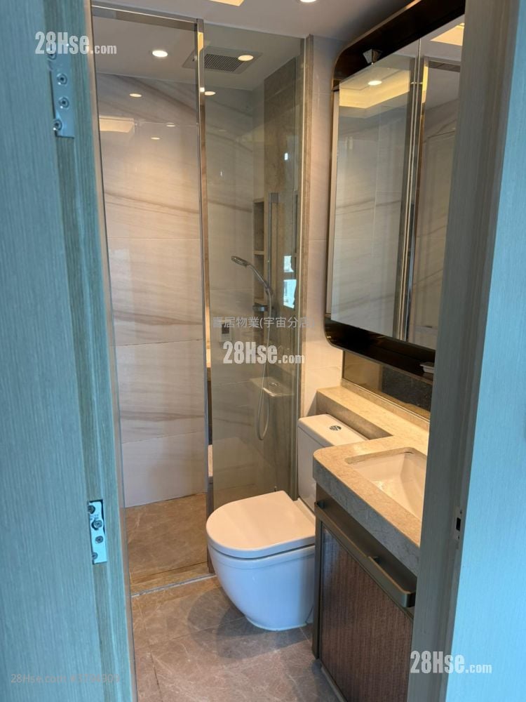 Madison Park Rental 301 ft²